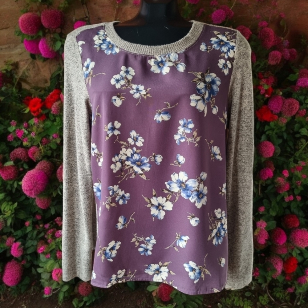 Kayleigh Floral Contrast Fabric Long Sleeve Top Purple and Gray Ladies M